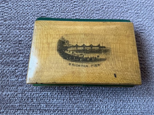 Mauchline transferware needle - mauchline,