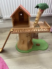 Sylvanian Families House And Treehouse With Figures