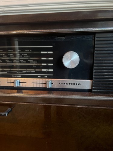 Vintage 1950s grundig 724 - 1950s,