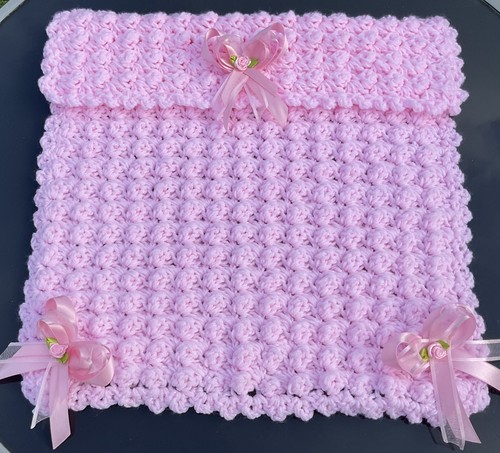 Beautiful hand crochet car - crochet,