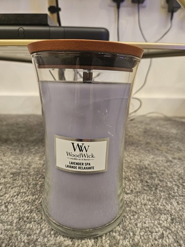 Woodwick scented candle - woodwick,