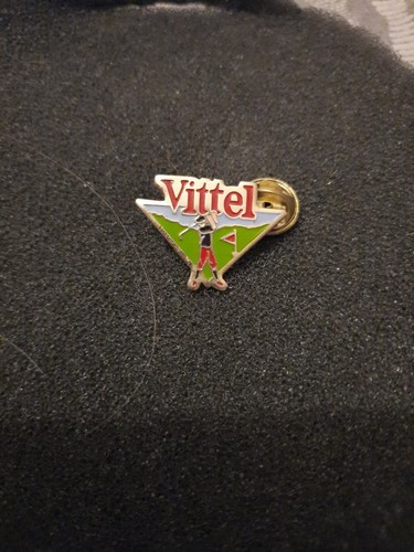 Pin team vittel - pin's, drink