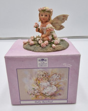 Baby Rosebud Figurine Leonardo Crisalis Collection Faerie Poppets VGC Boxed