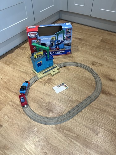 Trackmaster tomy thomas and - trackmaster,