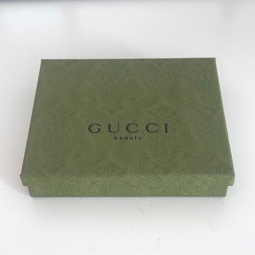 Gucci beauty green - green, embossed