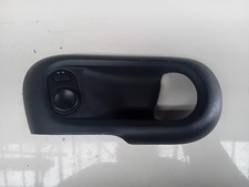 Vauxhall Zafira 1998-2004 Electric Mirror Control Switch & trim 09226861 (Y216)