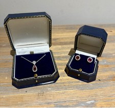 18ct White Gold Pink