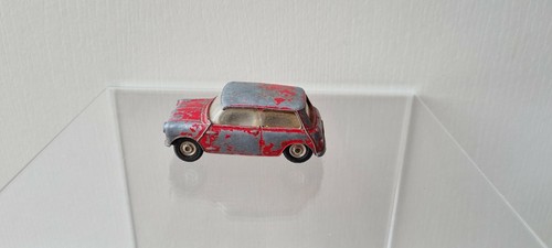 Corgi 225 austin - mini,