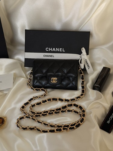 Chanel classic flap - chanel,