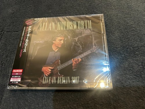 Allan holdsworth live in - -,