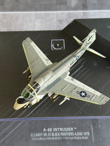 Century wings intruder us - a-6e,