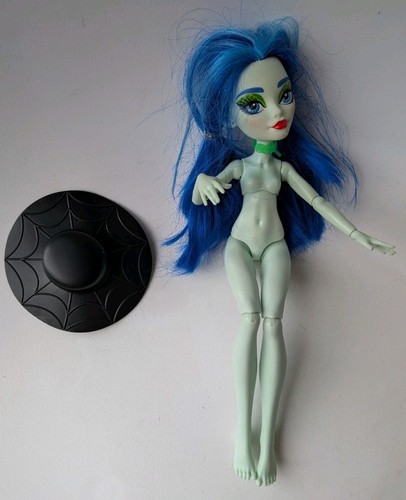 Monster high doll ghoulia - monster,
