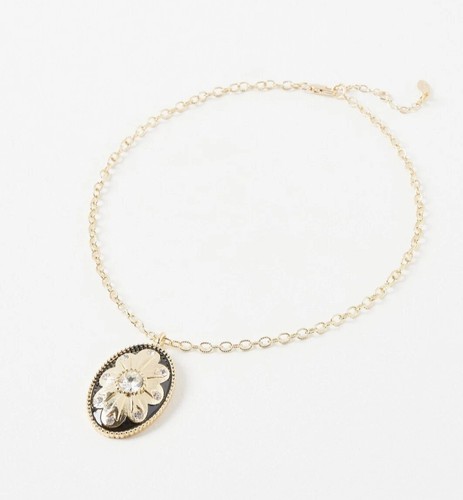 Brand new with tags oval - brand,