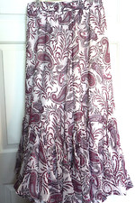 Women's Size M LOFT Paisley