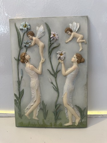 Vintage resin wall plaque - wall,