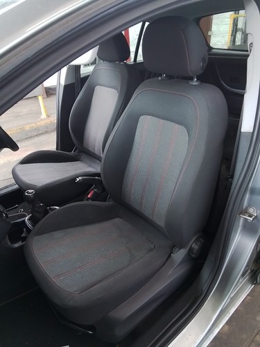Front seat left - left, corsa