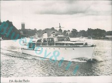 1950 Gas Turbine High Speed launch on The Thames original press photo 