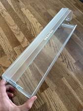 Miele Fridge Freezer enclosing