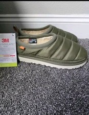 MENS SIZE 9 BURNT OLIVE UGG