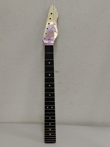 Peavey electric guitar - peavey,