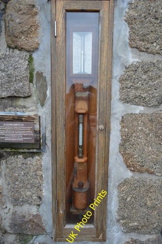 Photo 6x4 fitzroy barometer - 6x4,