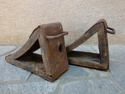 Pair wooden iron wedges for - pair,