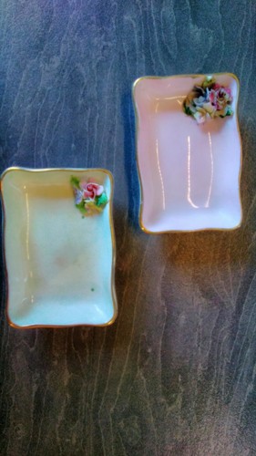 Pair staffordshire crown - pair,