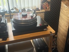 Nottingham Analogue (New line engineering) Omega Point Turntable with arm/cart