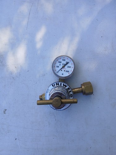 Uniweld co2 tank regulator - regulator,