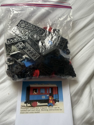 Lego 7818 passenger train set - passenger,