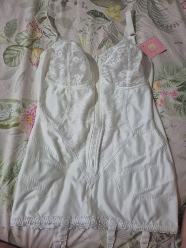 Nwt vintage white - nwt, vintage?