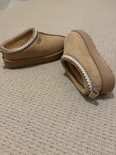 Beige Uggs Slippers Size 5