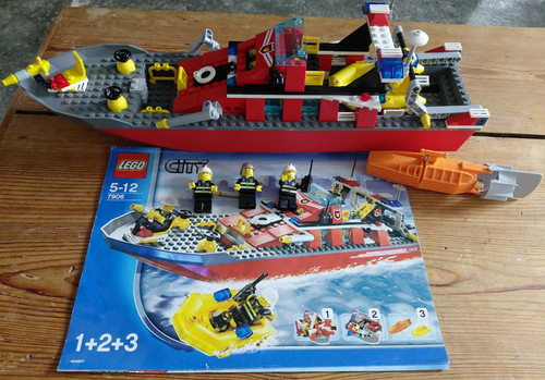 Lego 7906 city fireboat - lego,