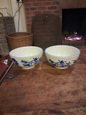 PAIR OF VINTAGE SMALL BLUE AND