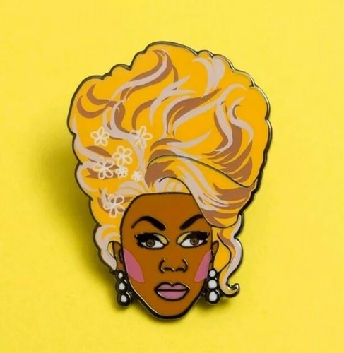 Very large rupauls drag race - very,