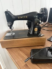 Vintage Singer 99K Sewing
