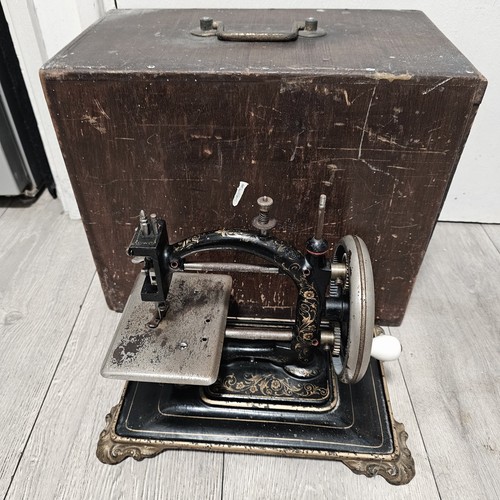 Table top sewing machine rare - table, machine,