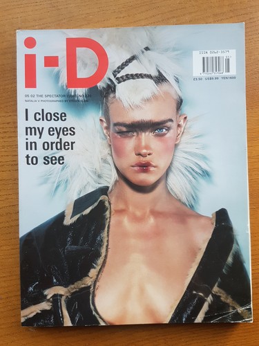 Magazine 220 may 2002 - i-d,