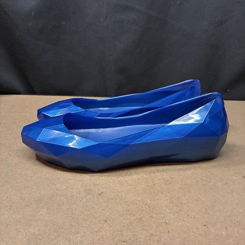 United nude res lo - united, eu