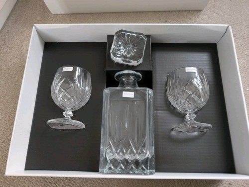 Royal doulton crystal - royal, giftware