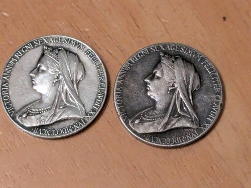 Superb pair queen victoria - pair,