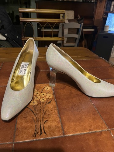 Cinderella style timothy - style,