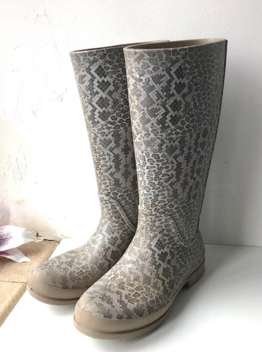 Crocs animal print wellies - crocs,