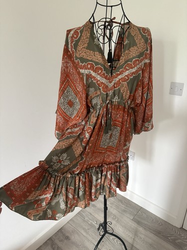 Apricot boho paisley print - apricot,
