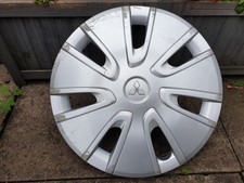 One Genuine Mitsubishi Mirage 14" Wheel Trim Hub Cap x1
