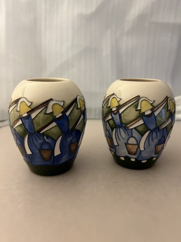 Christmas moorcroft 8 - christmas,