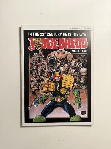 Judge dredd cover art robin - dredd,