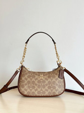 NEW Coach CV933 Teri Shoulder