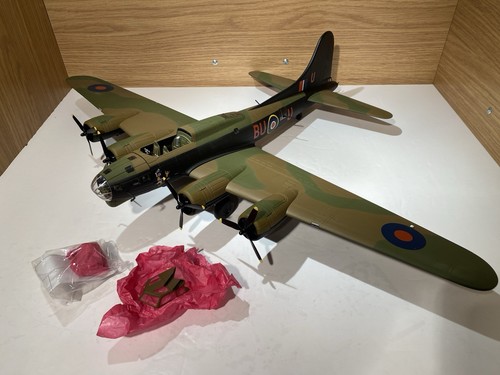 Franklin mint b17g flying - franklin,