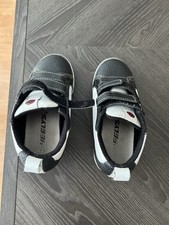 Heelys X2 Kids Roller Shoes Size 12 Unisex Boys Girls